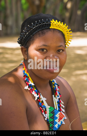 Ritratto di ragazza Zulu, KwaZulu Natal, " Sudafrica " Foto Stock