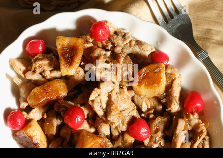 Khoresht-e Seib è uno spezzatino di carne con mele e frutta secca Foto Stock