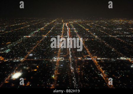 Superstrade trafficate di notte (aereo), Los Angeles, California Foto Stock