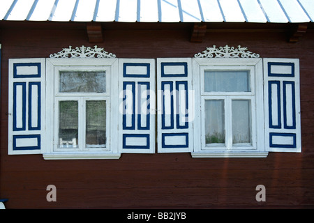 Decorate in windows Soce village, Polonia Foto Stock