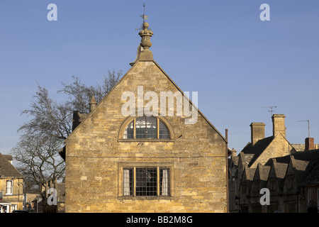 Town Hall Chipping Campden high street cotswolds gloucestershire Midlands England Regno Unito Foto Stock