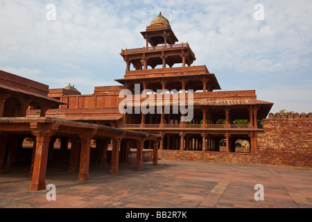 Panch Mahal all'interno del palazzo di Fatehpur Sikri India Foto Stock