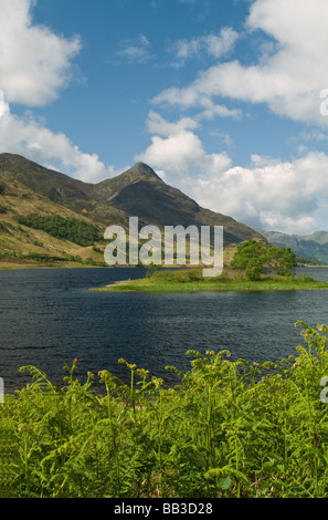 Il Pap di Glencoe dalle sponde del Loch Leven Scozia Scotland Foto Stock