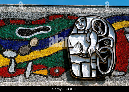 Il Museo Nazionale di Arte Fernand Leger Biot Sud della Francia EU FR FRA Francia Provence Alpes Côte d Azur Alpes Maritimes Biot Foto Stock