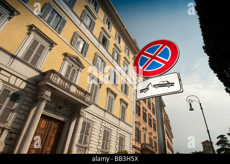 Nessun segno di parcheggio a roma Foto Stock