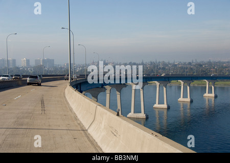 California, San Diego. San Diego Coronado Bay Bridge. Foto Stock