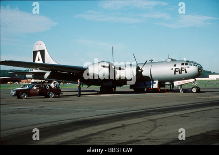 Boeing B-29 Fifi al CAF Air Show, Holman Campo in San Paolo Foto Stock