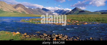 Fiume glaciale, Altai Tavan Bogd National Park, Mongolia Foto Stock