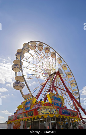 Ruota panoramica Ferris lungo Midway a Florida Strawberry Festival Plant City Florida Foto Stock
