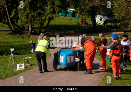 Austin 7 Ulster 2 posti sport 1930 747cc Wiscombe Hill Climb 10 Maggio 2009 Foto Stock