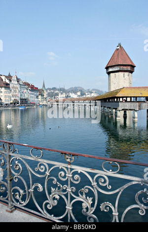Il Ponte della Cappella a Lucerna in Svizzera Foto Stock