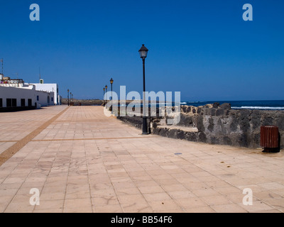 Il porto di La Caleta de Famara Foto Stock