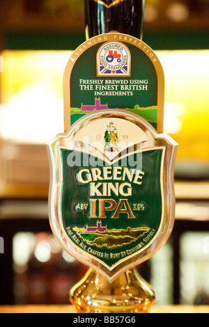 La Greene King IPA birra etichetta pompa badges Foto Stock