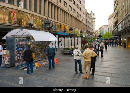 Via Knez Mihailova strada pedonale nel centro di Belgrado in Serbia in Europa Foto Stock