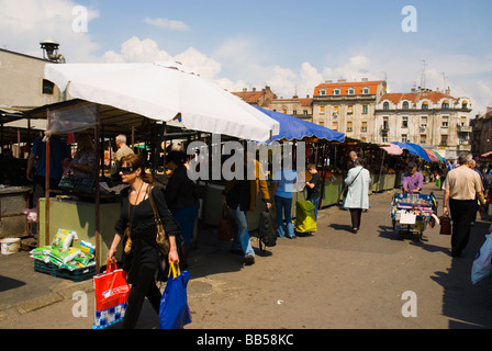 Bajlonova pijaca mercato nel centro di Belgrado in Serbia in Europa Foto Stock