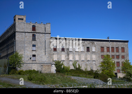 mulino di bessbrook in bessbrook modello villaggio contea armagh irlanda del nord uk Bessbrook Mill era l'ex quartier generale della base militare britannica armagh sud Foto Stock