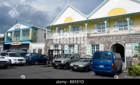 Il centro di Charlestown capitale Nevis isola dei Caraibi Foto Stock