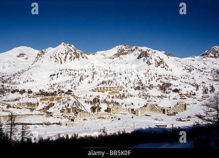 La stazione di sci di Isola 2000 nel parco nazionale del Mercantour Foto Stock