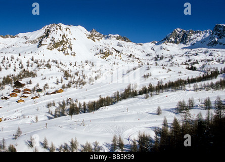 La stazione di sci di Isola 2000 nel parco nazionale del Mercantour Foto Stock