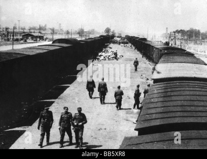 Natíonal Socialismo/nazismo, crimini, campo di concentramento di Auschwitz, stazione ferroviaria campo di Birkenau, 1943/1944, Foto Stock