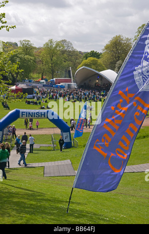 Grande a Falkirk teatro e musica evento Callendar Park Falkirk regione centrale della Scozia Maggio 2009 Foto Stock