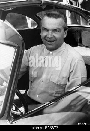 Caracciola, Rudolf, 30.1.1901 - 28.9.1959, atleta tedesco (racing driver), a mezza lunghezza e seduta in Mercedes Benz 300 SL, anni cinquanta, Foto Stock