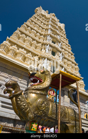 Chamundeswari tempio indù Chamundi Hill Mysore Karnataka India Foto Stock