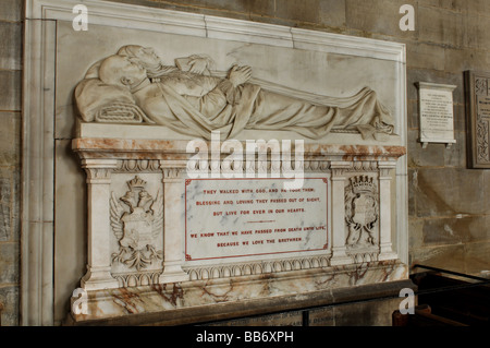 Memorial a William Basilico Percy in St.Edith la Chiesa, i monaci Kirby, Warwickshire, Inghilterra, Regno Unito Foto Stock