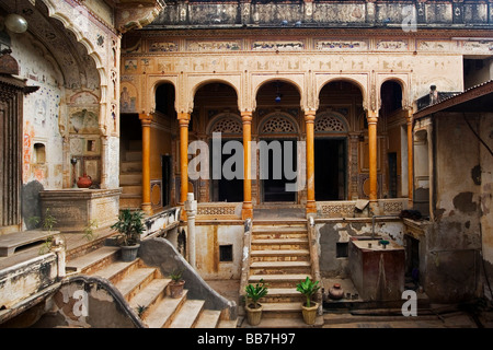 Vecchio mercante's Palace, Manesar, Mandawa, Rajasthan, Nord India, India, Asia Foto Stock