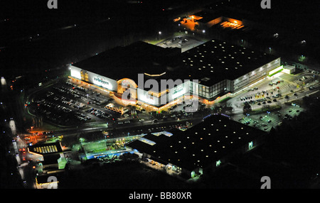 Foto aerea, night shot, furniture store Zurbrueggen, Unna, zona della Ruhr, Renania settentrionale-Vestfalia, Germania, Europa Foto Stock