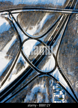 Foto aerea, autostrada federale B224, giunzione Gelsenkirchen-Buer-West Nordring, neve Gelsenkirchen-Buer, Gelsenkirchen, Ruhr Ar Foto Stock