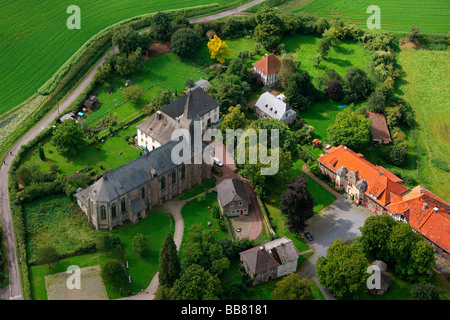 Foto aerea, Oelinghausen monastero, chiesa, Arnsberg, Sauerland, Hochsauerlandkreis, Renania settentrionale-Vestfalia, Germania, Europa Foto Stock