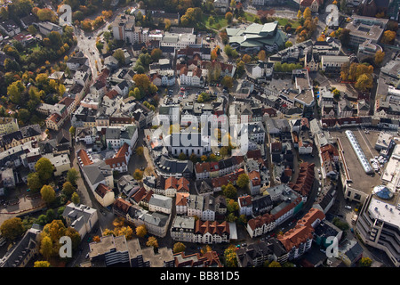 Foto aerea, la parte vecchia della città, protestante Erloeserkirche, Redentore Chiesa, Luedenscheid, Maerkischer Kreis, Sauerland, Nord R Foto Stock