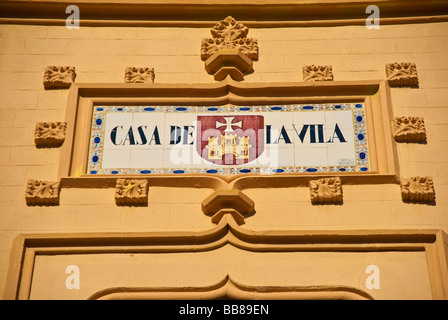 Dettaglio sulla facciata della casa storica a Sitges Costa Dorada Catalogna Spagna Foto Stock