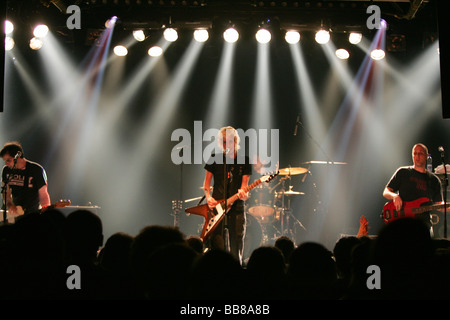 Musicista belga Sarah Bettens performing live a Schueuer concert hall, Lucerna, Svizzera, Europa Foto Stock