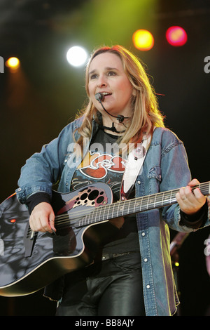 Melissa Etheridge, US cantante e musicista rock, dal vivo presso il 'Live al tramonto' nella corte del Museo nazionale svizzero in Zuric Foto Stock