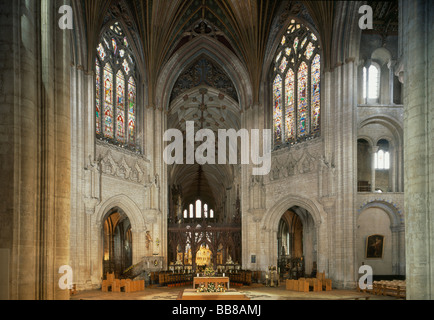 Cattedrale di Ely traversata: ottagono & Altare maggiore Foto Stock