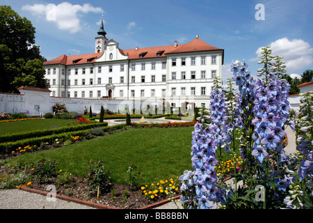 Il prelato giardino, Schaeftlarn Abbey, quartiere di Monaco di Baviera, Germania Foto Stock