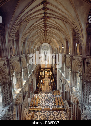 Cattedrale di Ely vista ad alto livello da east end triforium Foto Stock