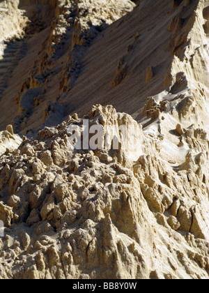 Natura astratta forme in un mucchio di sabbia sul sito di costruzione Foto Stock