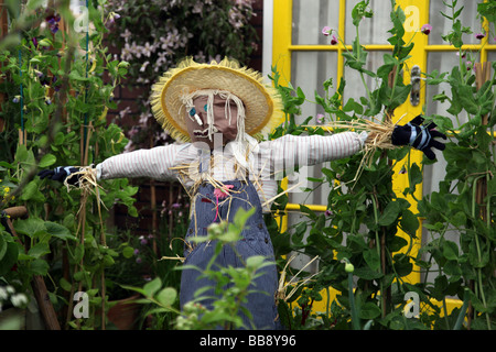 Lo Spaventapasseri nel grande padiglione RHS Chelsea Flower Show 2009 Foto Stock