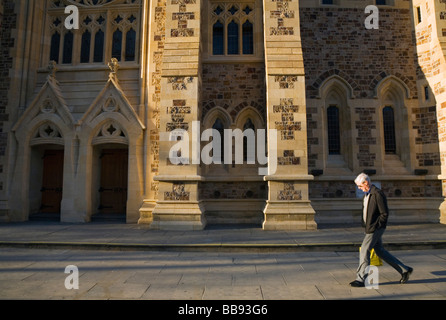 San Francesco Saverio Cattedrale su Victoria Square. Adelaide, South Australia, Australia Foto Stock