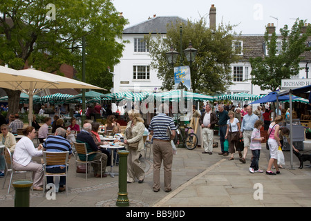 Horsham town center high street shopping Sussex England Regno unito Gb Foto Stock