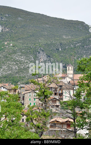 Il villaggio di montagna di Marie sur Tinee nelle Alpes Maritimes, Francia Foto Stock