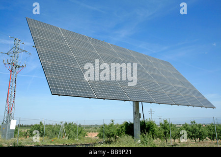 Pannelli solari. Lleida, Spagna Foto Stock