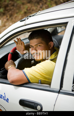 Ritratto di un Nicaraguense driver taxi Granada Nicaragua Foto Stock