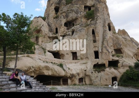 Le abitazioni e le chiese a Goreme Open Air Museum in Cappadocia sono state scavate in roccia vulcanica tra A. D. 900 e 1200 Foto Stock
