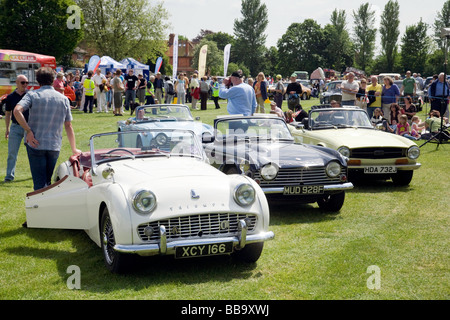 Trionfo TR vetture a Wallingford classico auto da rally, Oxfordshire, Regno Unito - LA TR3, TR5 e TR6 Foto Stock