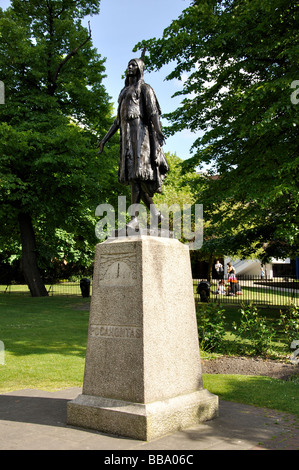 Pocahontas statua, St.George's Chiesa, Anzio, England, Regno Unito Foto Stock