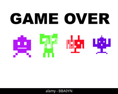 Space Invaders con game over isolati su sfondo bianco Foto Stock